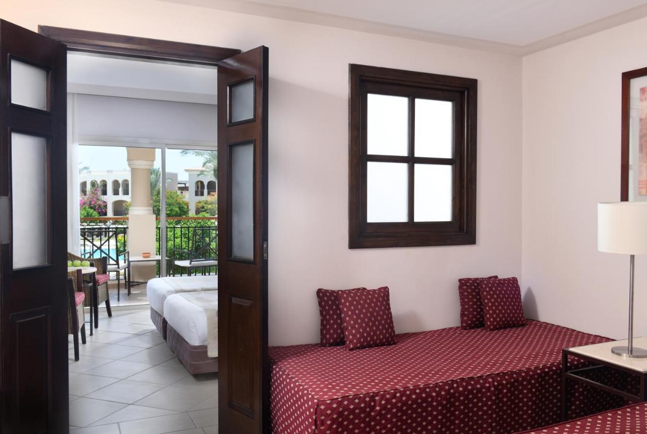 Jaz Mirabel Resort Sharm el-Sheikh Exteriör bild A room at the hotel