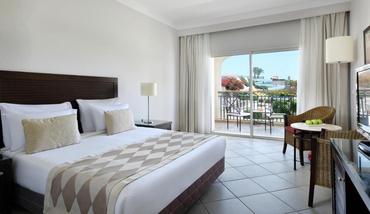 Jaz Mirabel Resort Sharm el-Sheikh Exteriör bild A room at the hotel